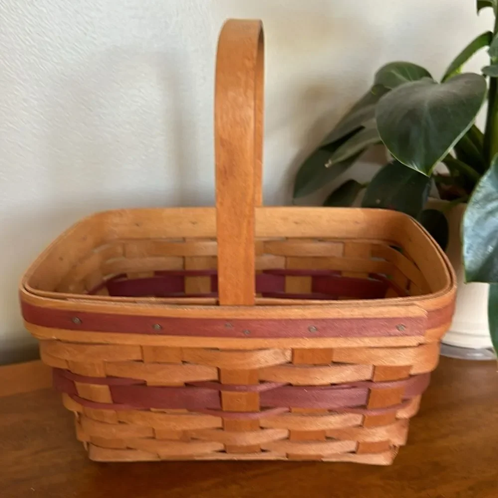 Vintage 1993 Longaberger Basket!
